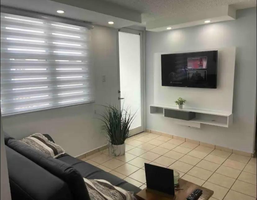 Private Apartment Near Sju Solar Battery 卡罗莱纳 外观 照片